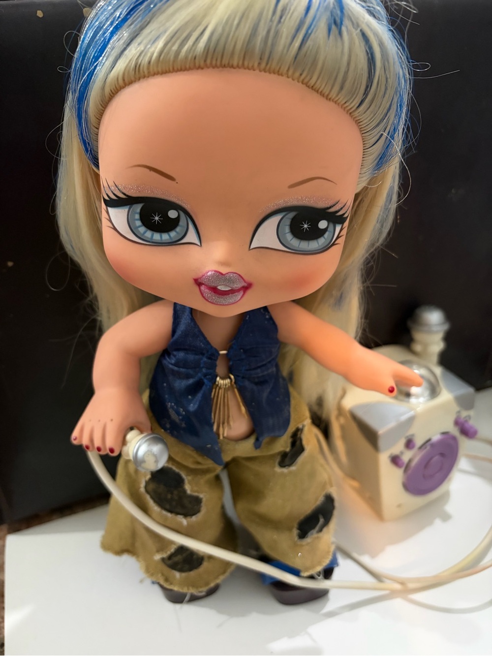 Bratz Babyz Karaoke Chloe Limited Edition Doll with originalOutfit